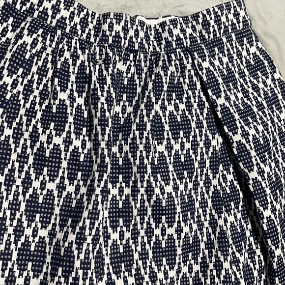 🥰🥰J. Crew A Line Skirt🥰🥰 - Picture 7 of 10